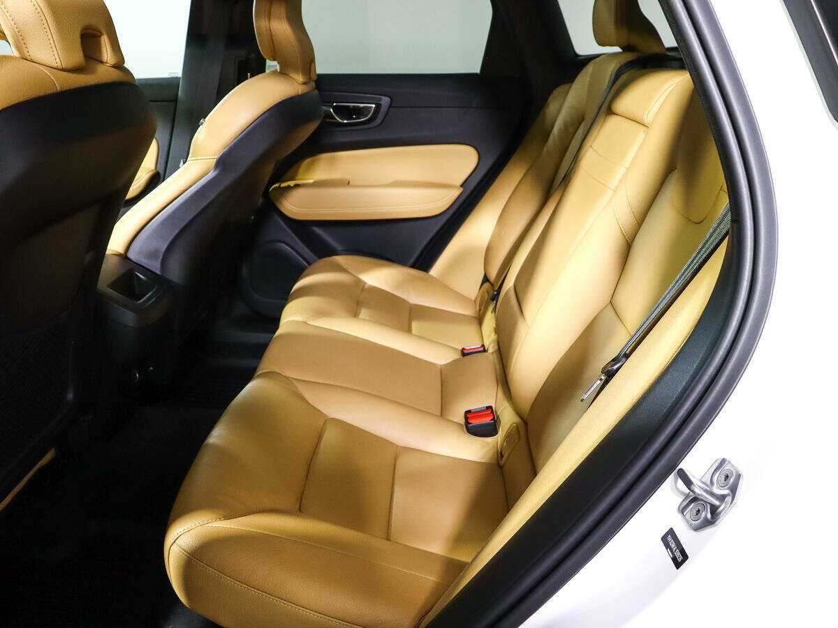 Volvo XC60 с пробегом — 2020 год. Фото: #9