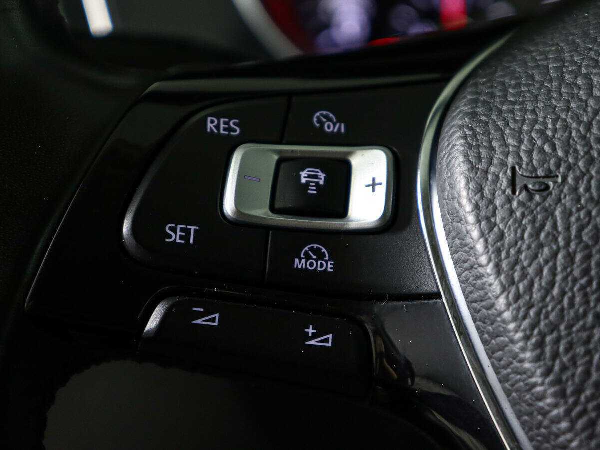 Volkswagen Passat с пробегом — 2017 год. Фото: #17