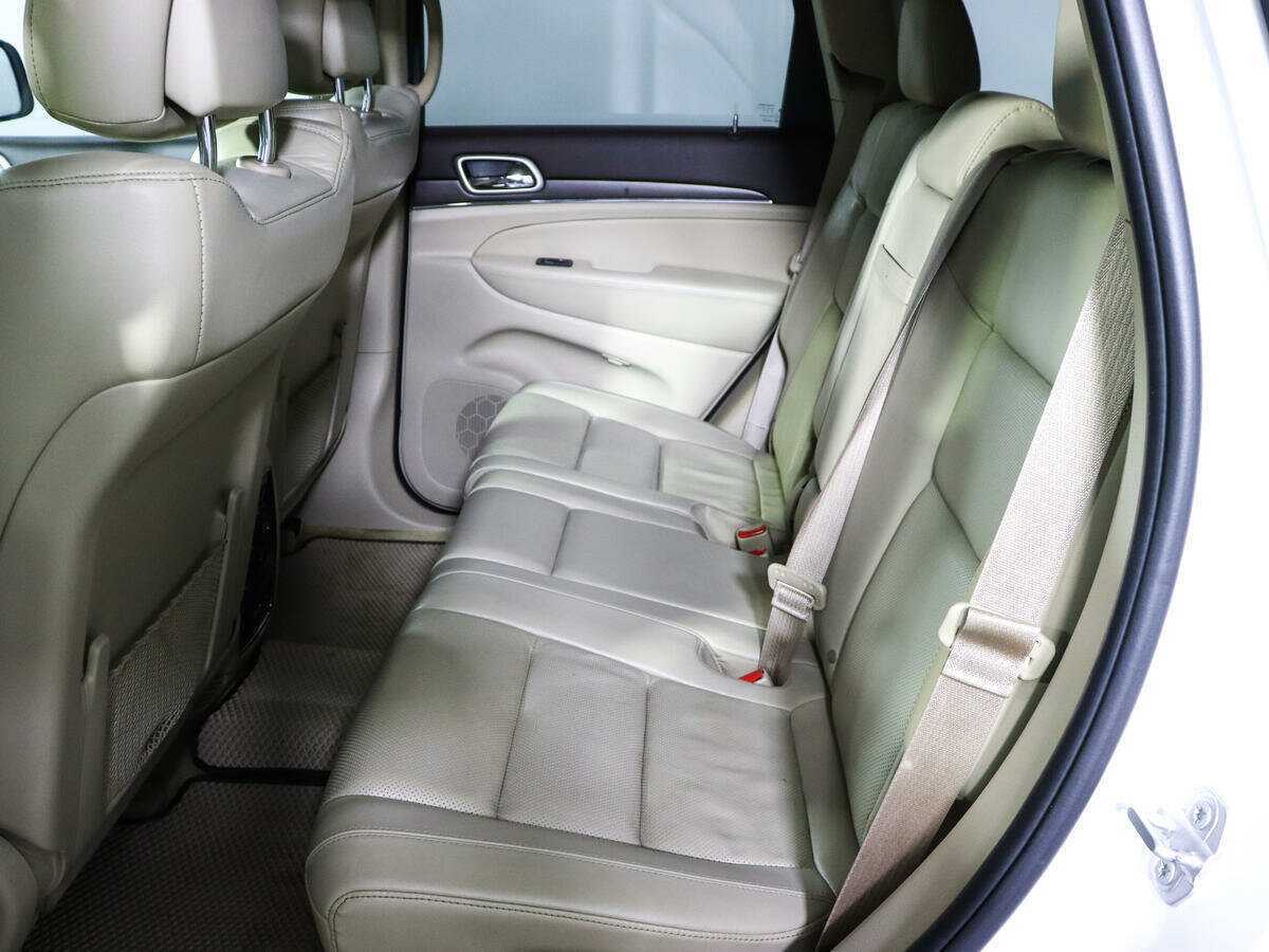 Jeep Grand Cherokee с пробегом — 2018 год. Фото: #9