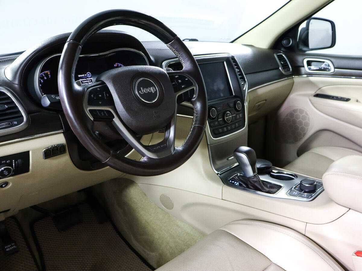 Jeep Grand Cherokee с пробегом — 2018 год. Фото: #13