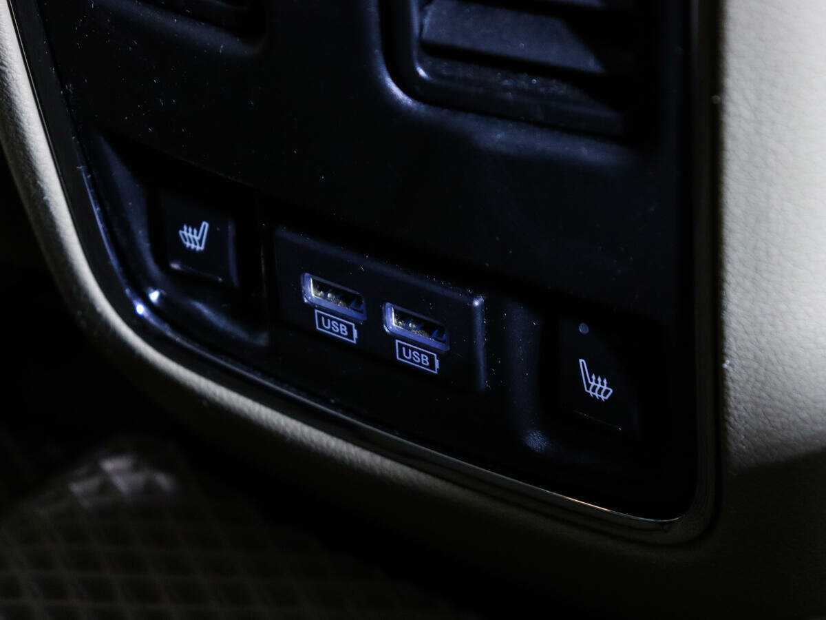 Jeep Grand Cherokee с пробегом — 2018 год. Фото: #17