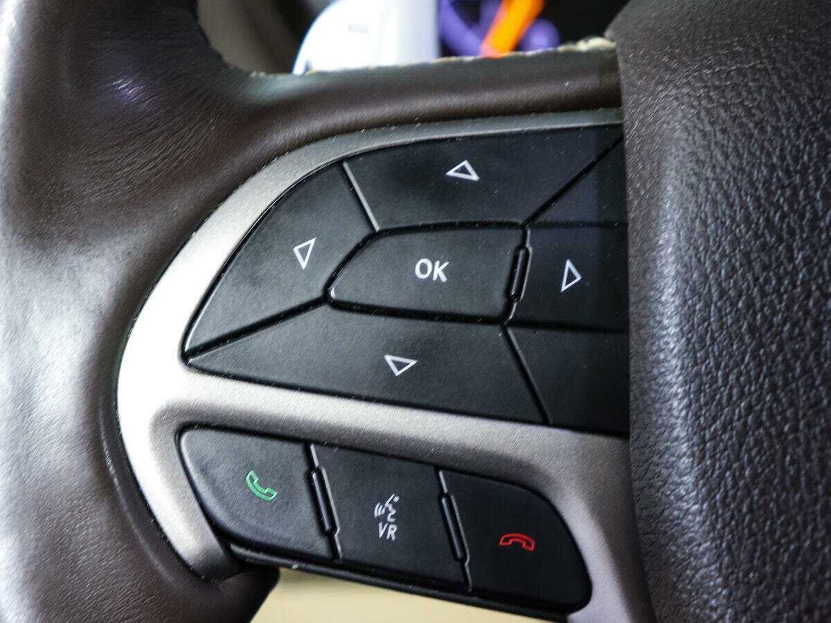 Jeep Grand Cherokee с пробегом — 2018 год. Фото: #25