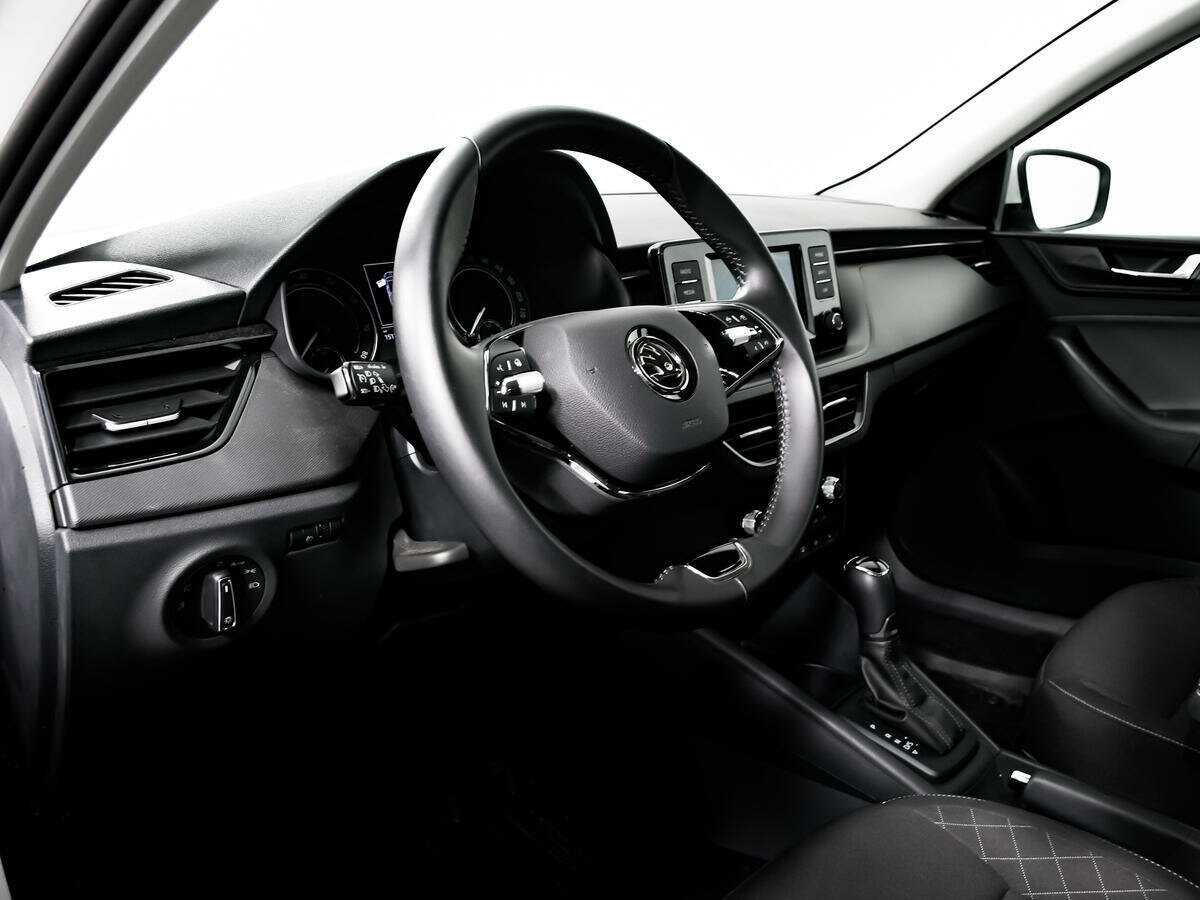 Skoda Rapid с пробегом — 2020 год. Фото: #12