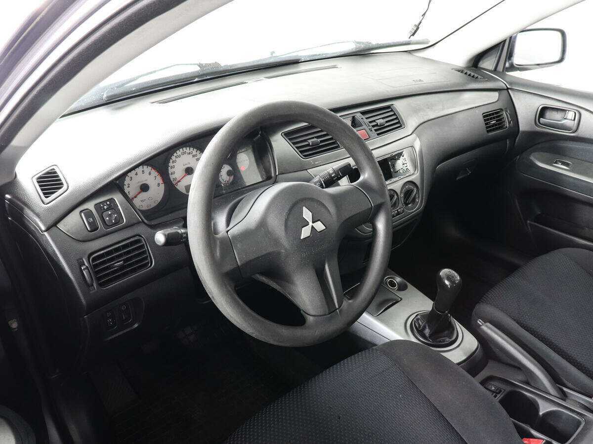 Mitsubishi Lancer с пробегом — 2007 год. Фото: #4