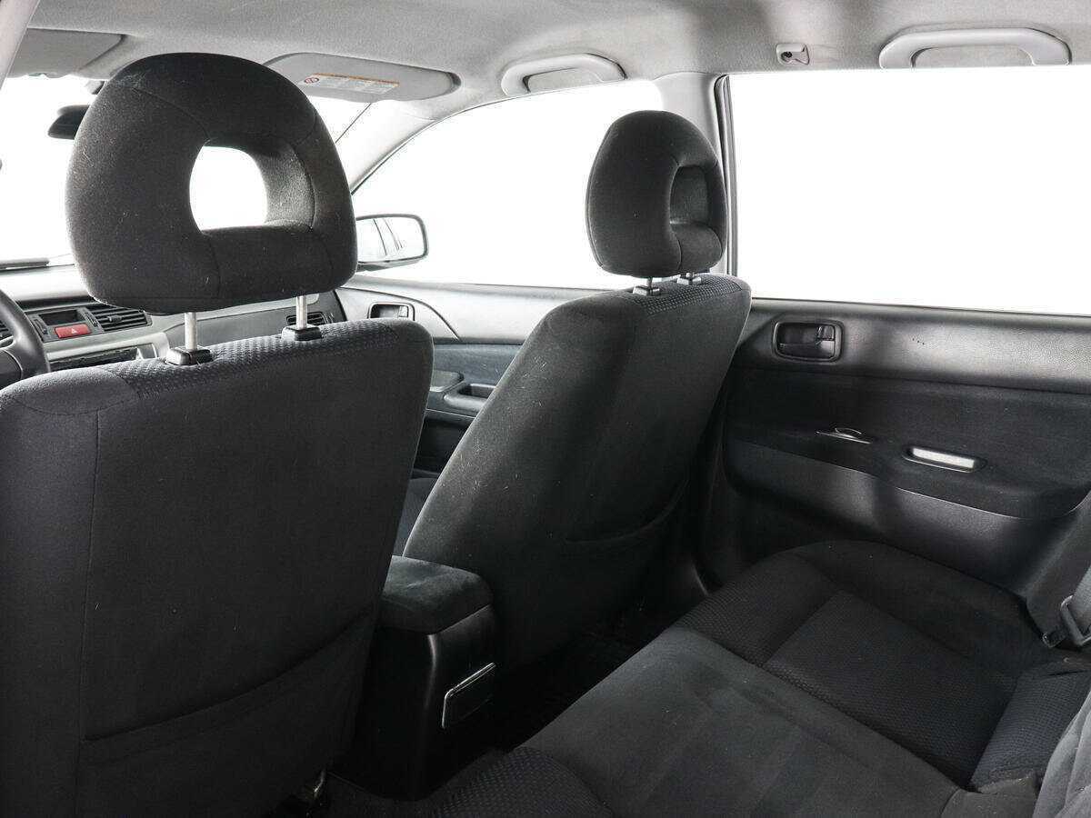 Mitsubishi Lancer с пробегом — 2007 год. Фото: #7