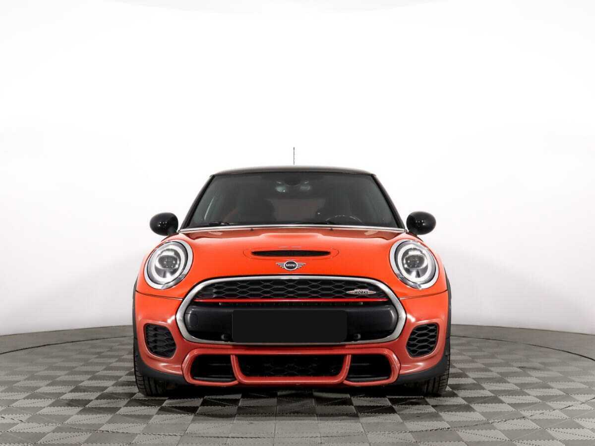 Mini Hatch с пробегом — 2018 год. Фото: #1