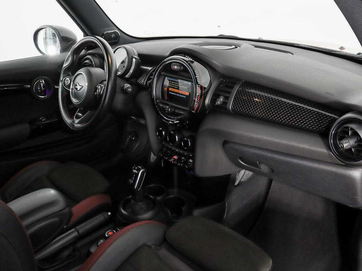 Mini Hatch с пробегом — 2018 год. Фото: #10