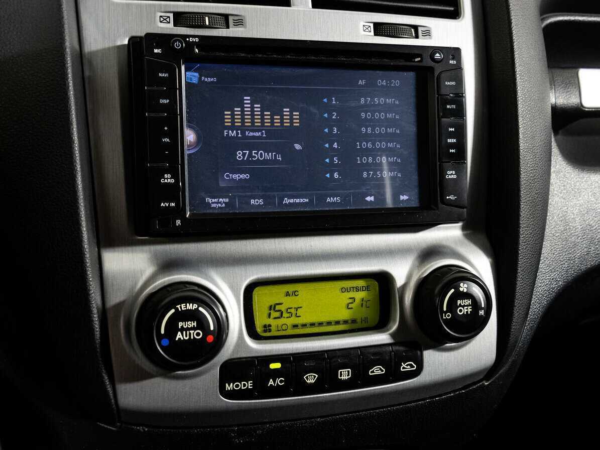 Kia Sportage с пробегом — 2008 год. Фото: #11