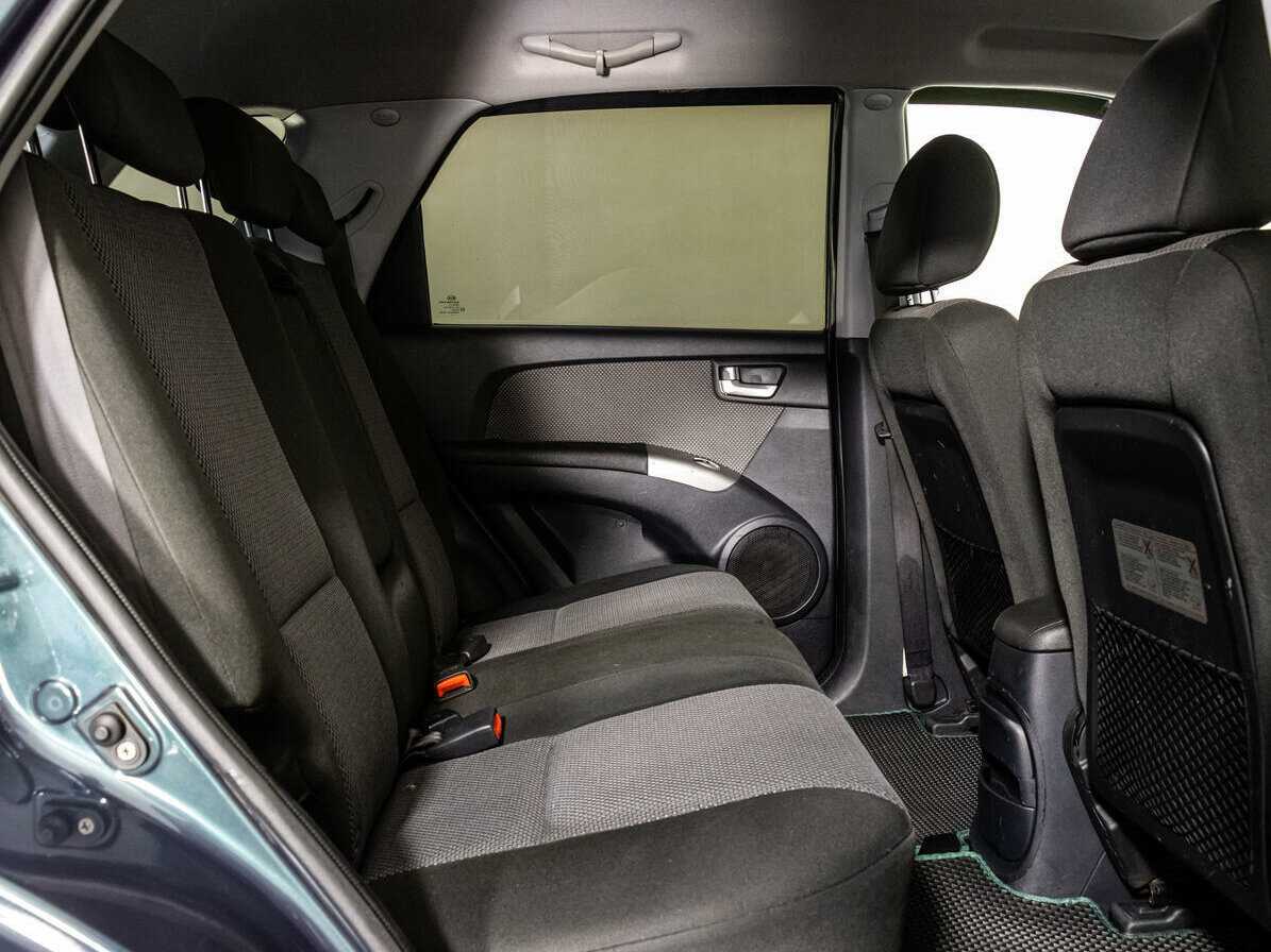 Kia Sportage с пробегом — 2008 год. Фото: #12