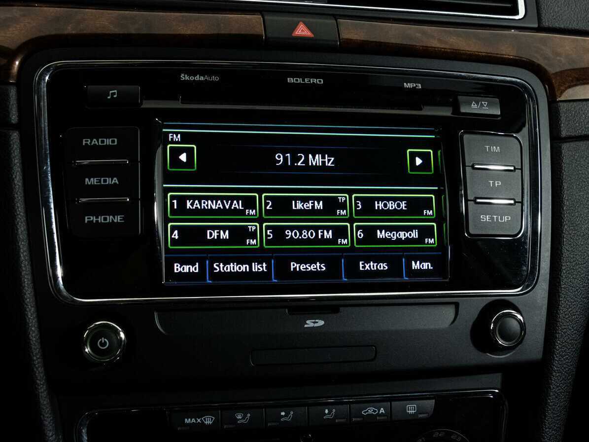 Skoda Superb с пробегом — 2011 год. Фото: #9