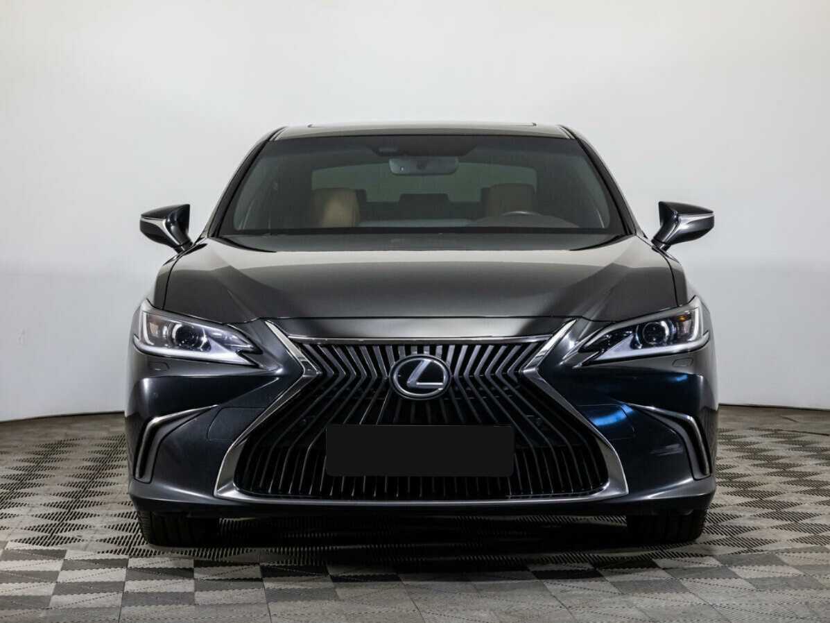 Lexus ES с пробегом — 2020 год. Фото: #1
