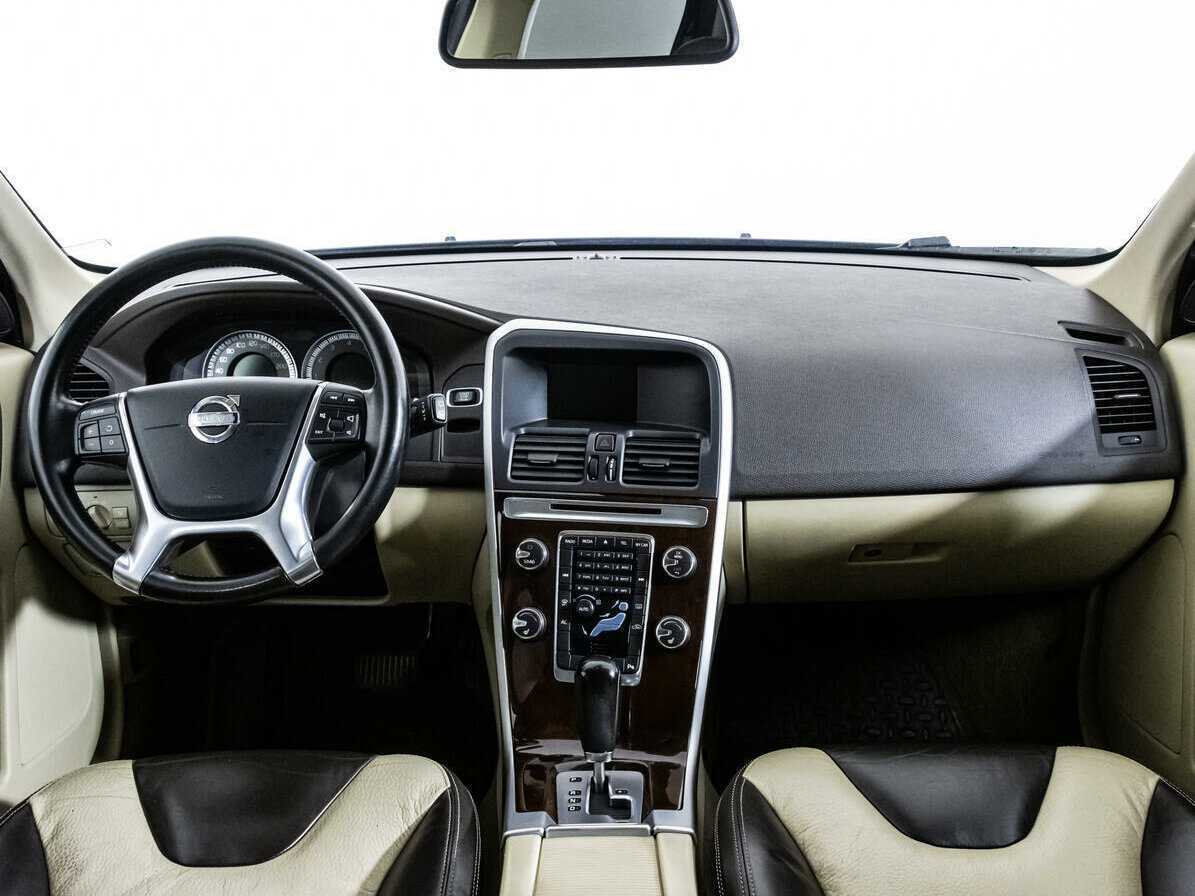 Volvo XC60 с пробегом — 2011 год. Фото: #7