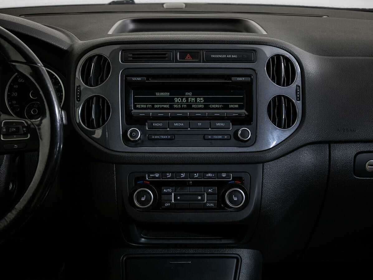 Volkswagen Tiguan с пробегом — 2012 год. Фото: #13