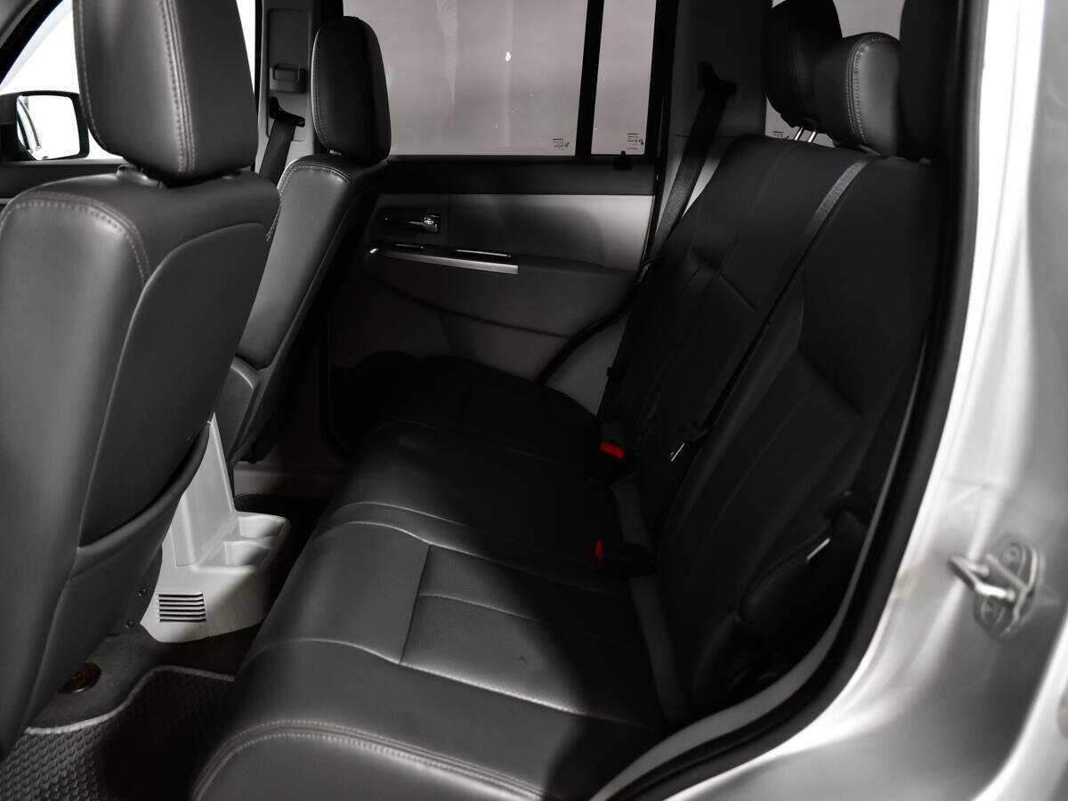 Jeep Cherokee с пробегом — 2008 год. Фото: #9