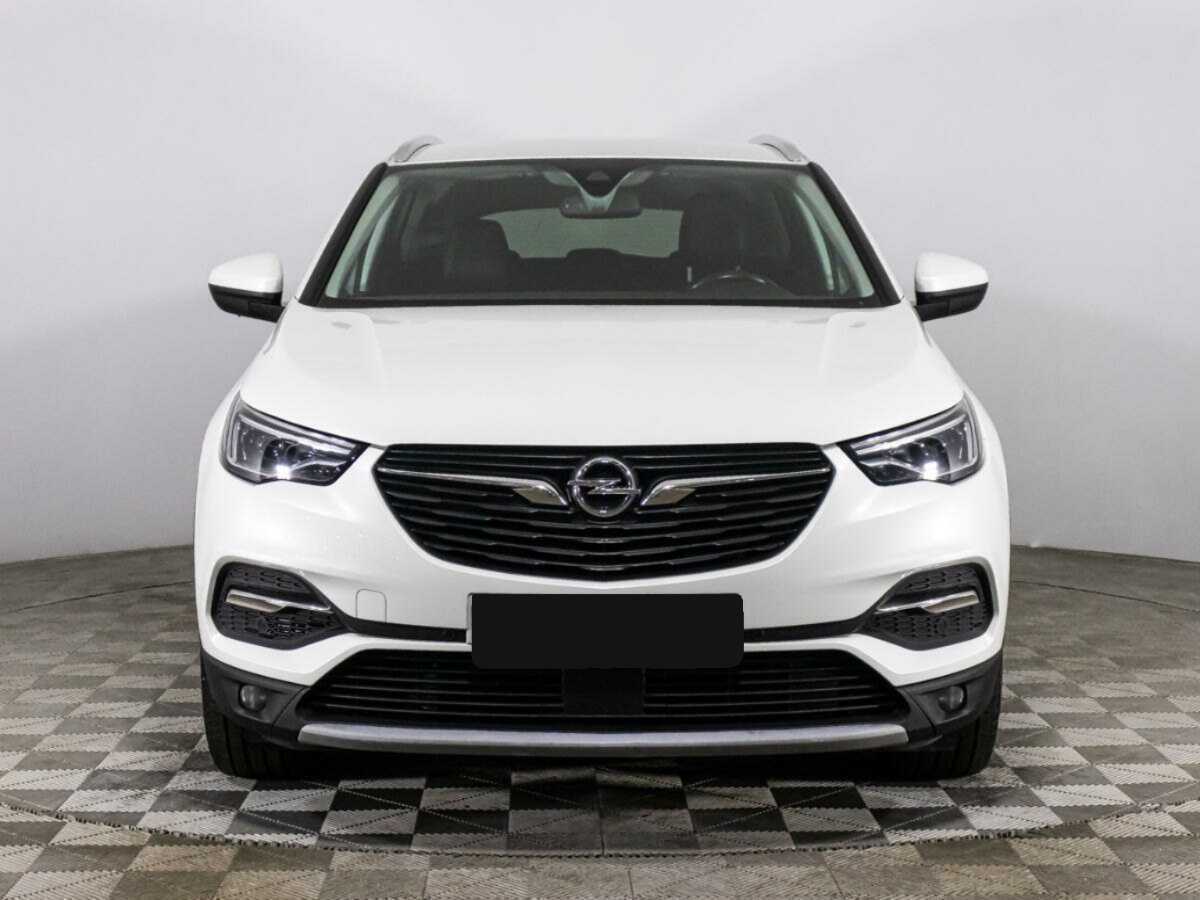 Opel Grandland с пробегом — 2018 год. Фото: #1