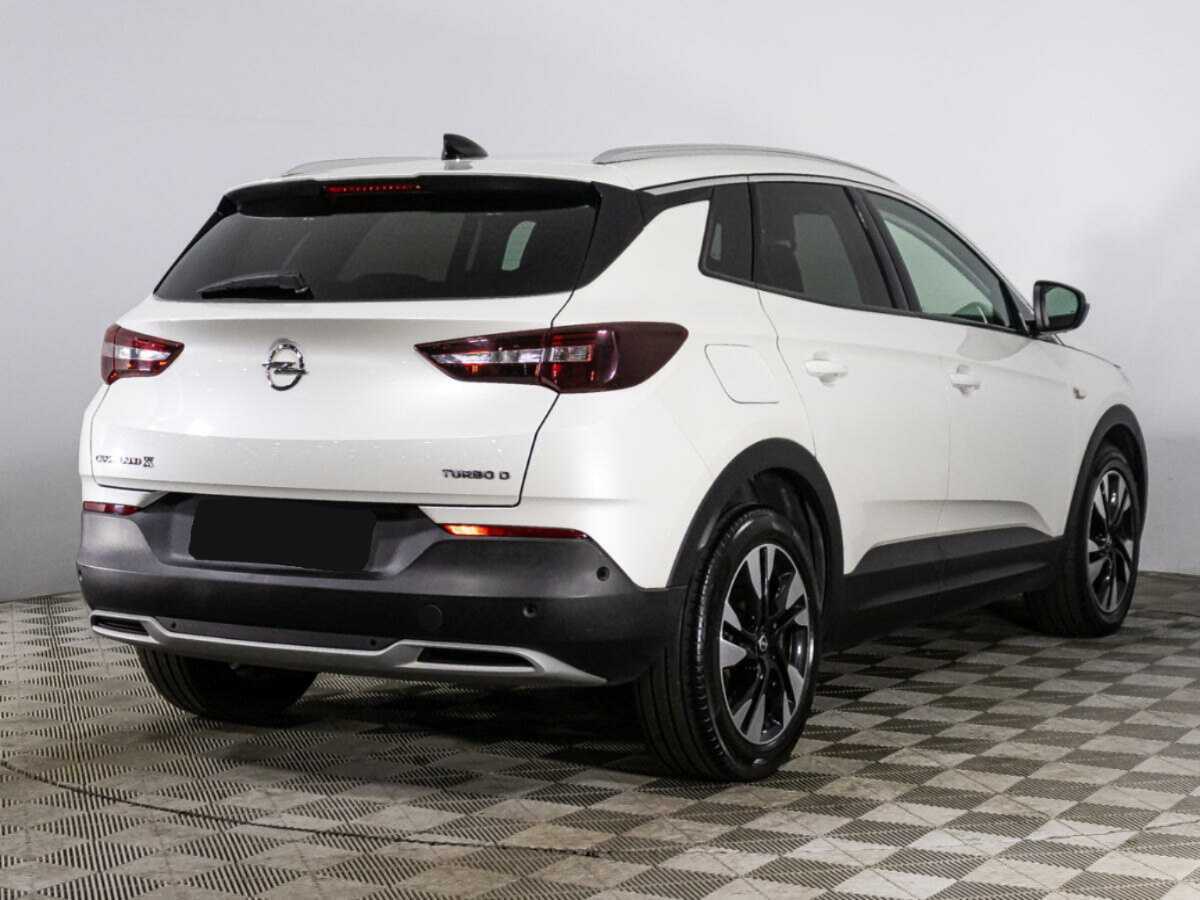 Opel Grandland с пробегом — 2018 год. Фото: #4