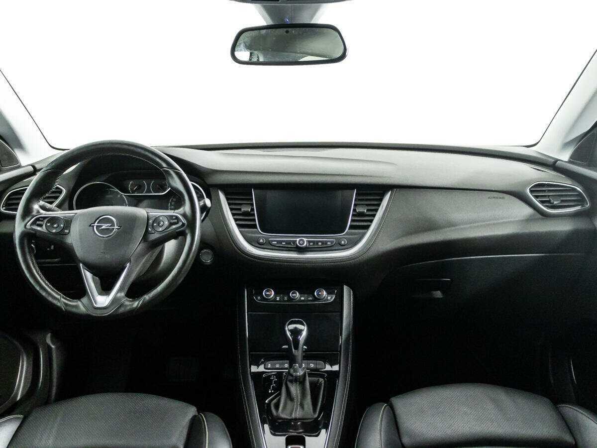 Opel Grandland с пробегом — 2018 год. Фото: #12