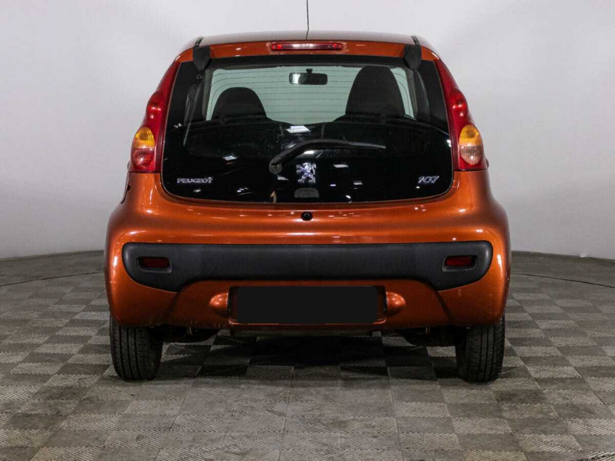 Peugeot 107 с пробегом — 2009 год. Фото: #4