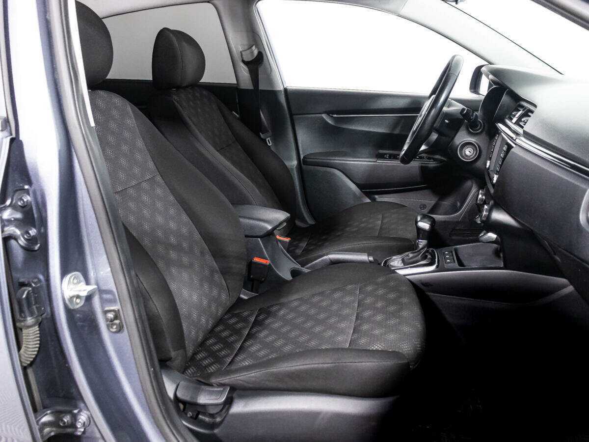 Kia Rio с пробегом — 2019 год. Фото: #23