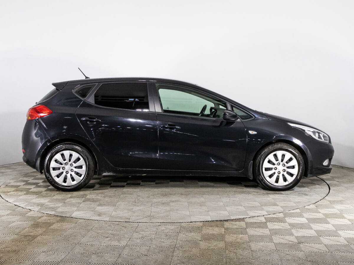 Kia Ceed с пробегом — 2015 год. Фото: #3