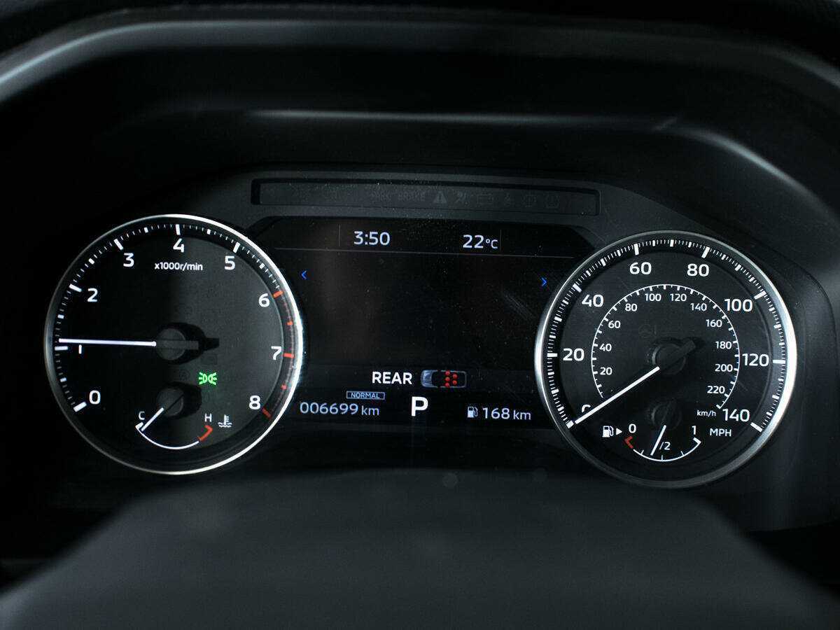 Mitsubishi Outlander с пробегом — 2022 год. Фото: #10