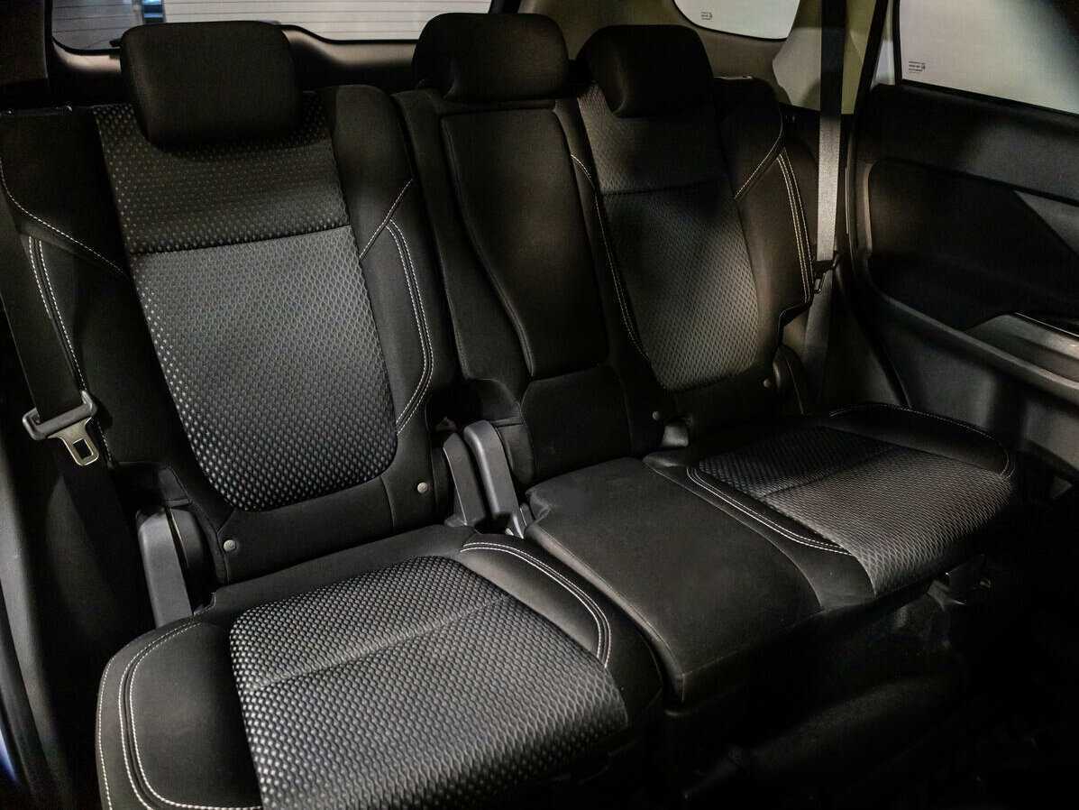 Mitsubishi Outlander с пробегом — 2020 год. Фото: #8