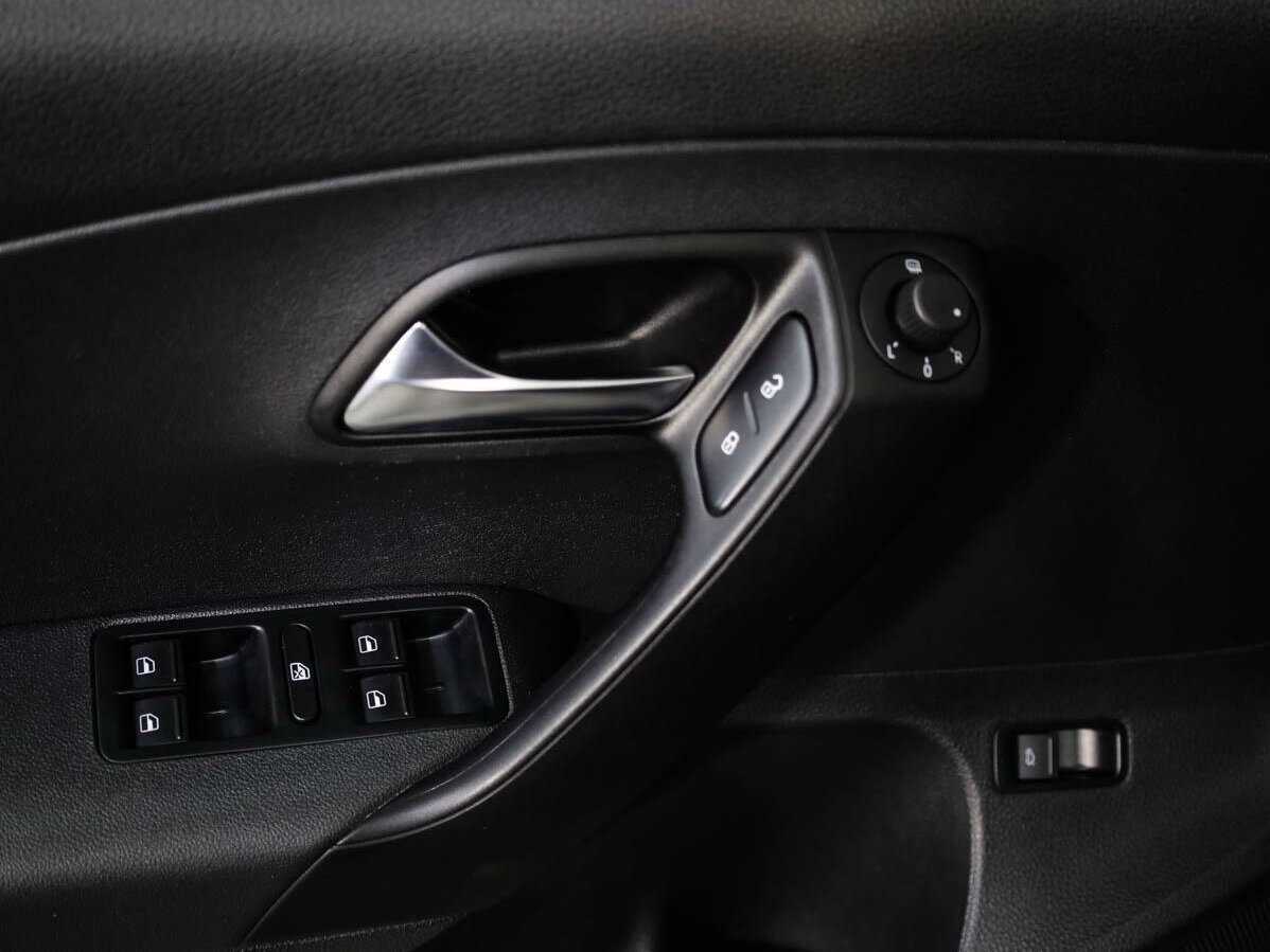 Volkswagen Polo с пробегом — 2020 год. Фото: #15