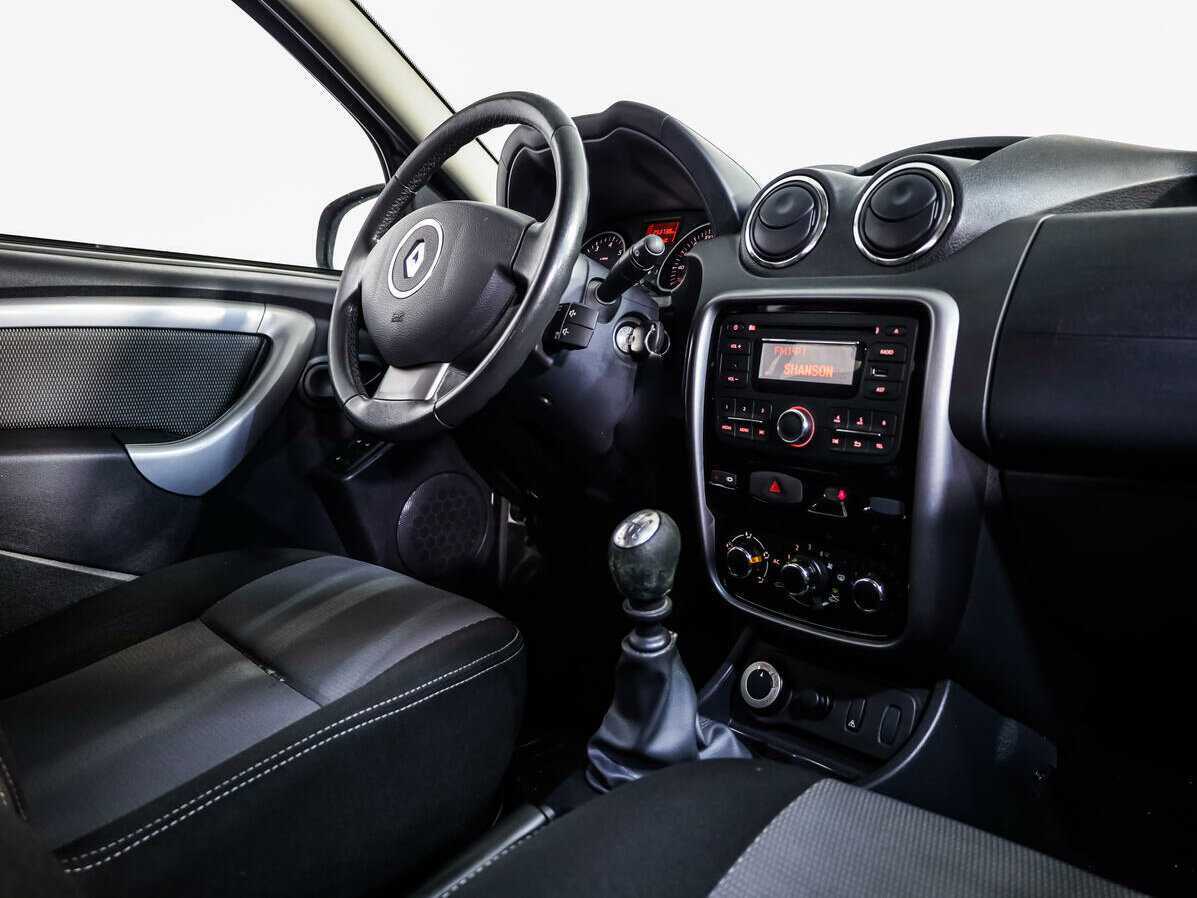 Renault Duster с пробегом — 2013 год. Фото: #7