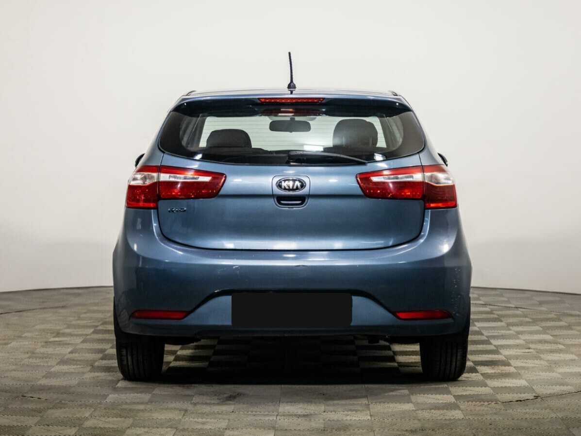 Kia Rio с пробегом — 2013 год. Фото: #4