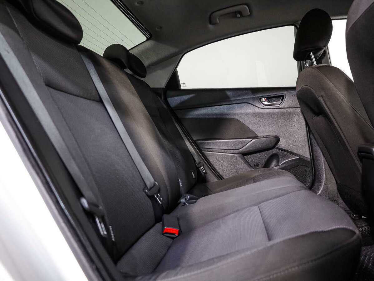 Hyundai Solaris с пробегом — 2018 год. Фото: #12