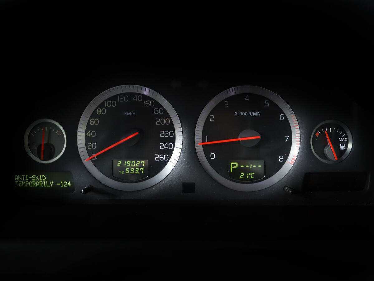 Volvo S60 с пробегом — 2009 год. Фото: #10