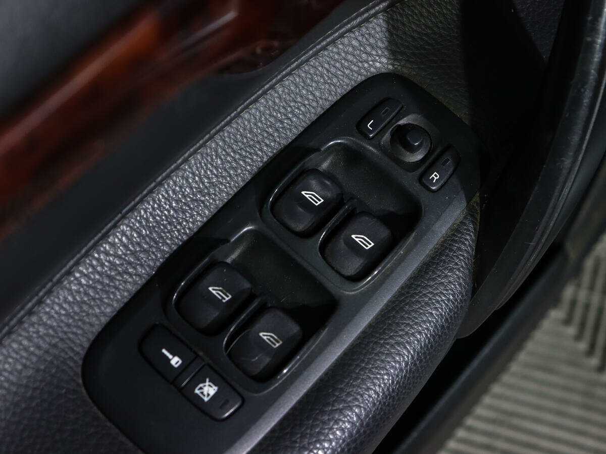 Volvo S60 с пробегом — 2009 год. Фото: #14