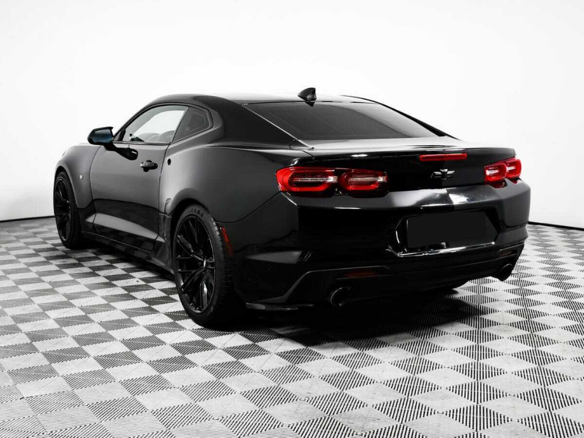 Chevrolet Camaro с пробегом — 2019 год. Фото: #6
