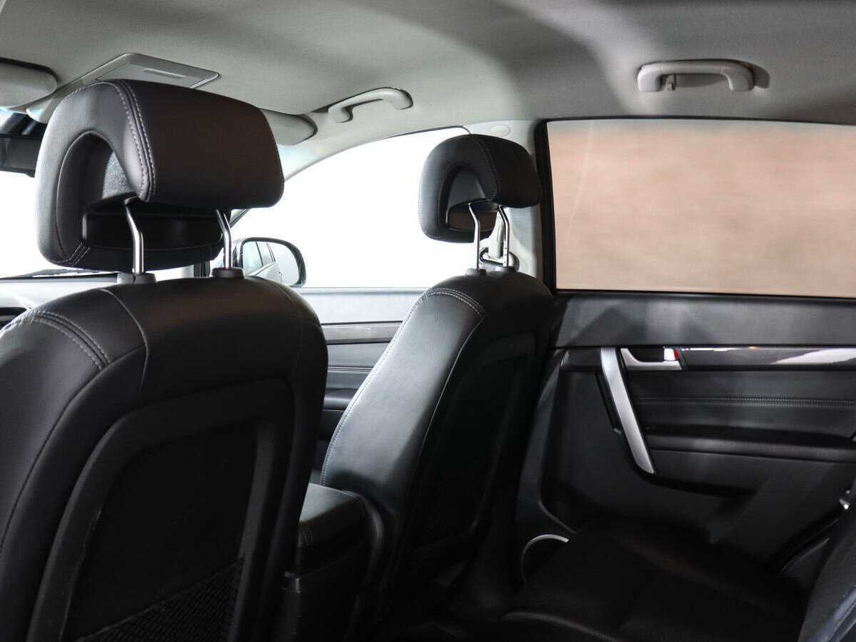 Chevrolet Captiva с пробегом — 2014 год. Фото: #8