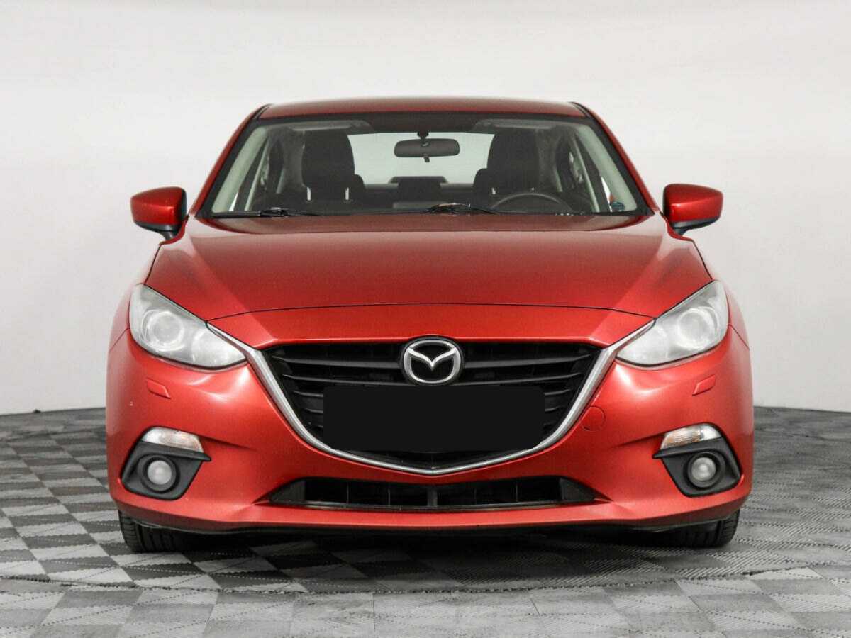 Mazda 3 с пробегом — 2014 год. Фото: #1