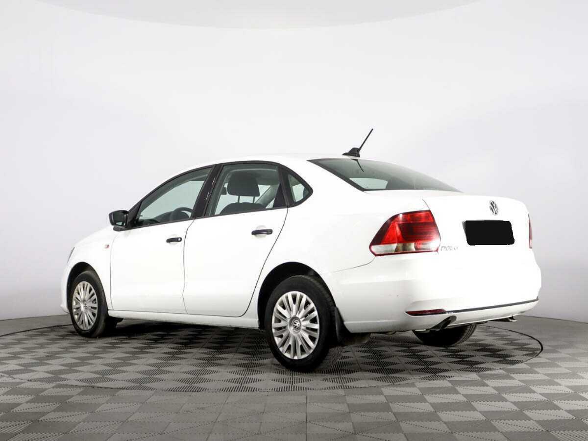 Volkswagen Polo с пробегом — 2018 год. Фото: #5