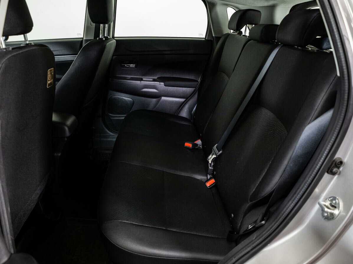 Mitsubishi ASX с пробегом — 2015 год. Фото: #8