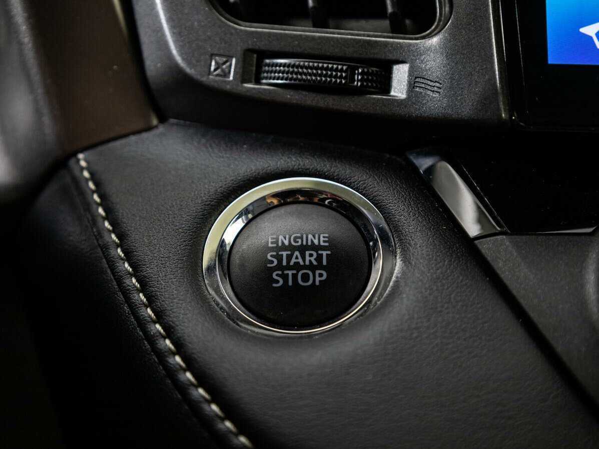 Toyota RAV4 с пробегом — 2016 год. Фото: #15