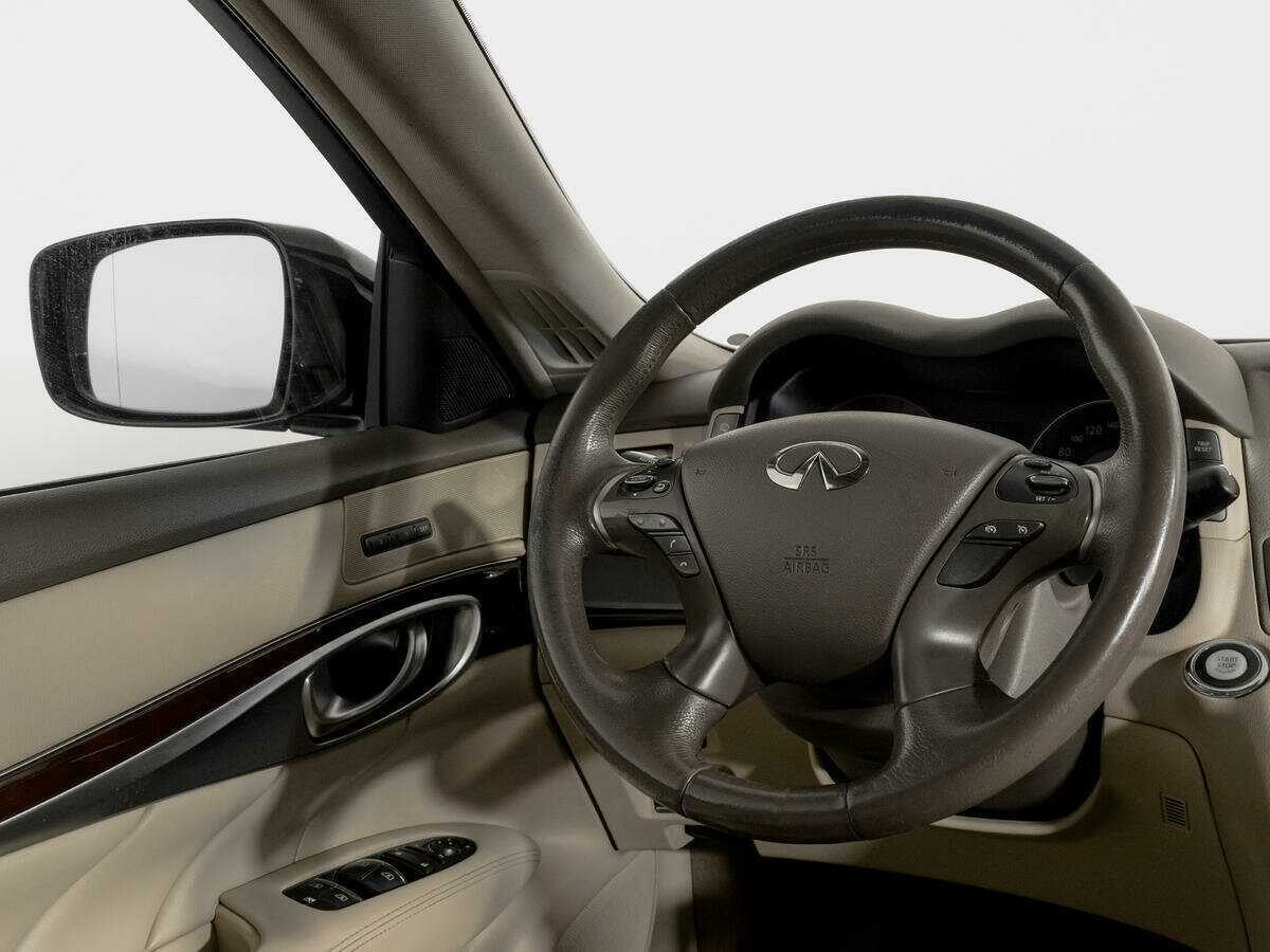 Infiniti M с пробегом — 2011 год. Фото: #15
