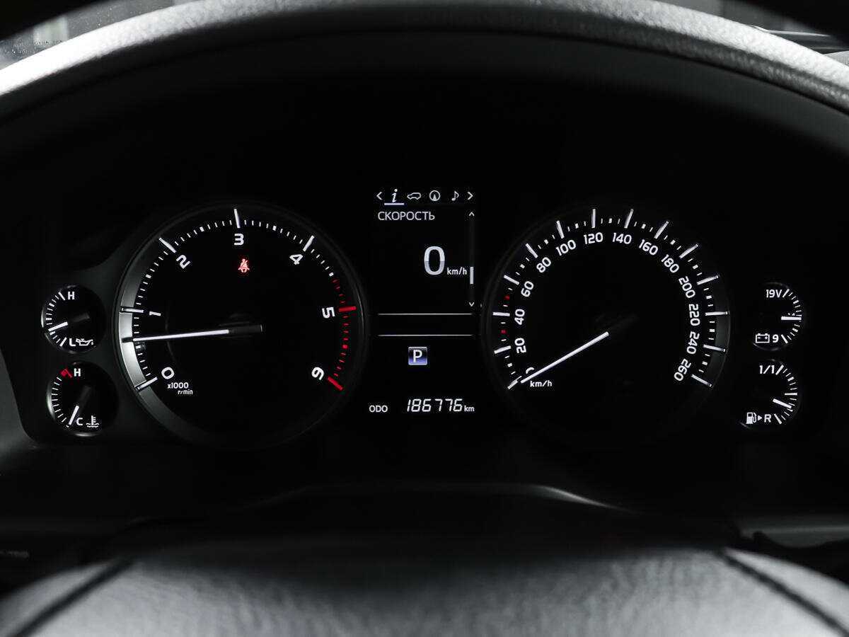 Toyota Land Cruiser с пробегом — 2021 год. Фото: #12