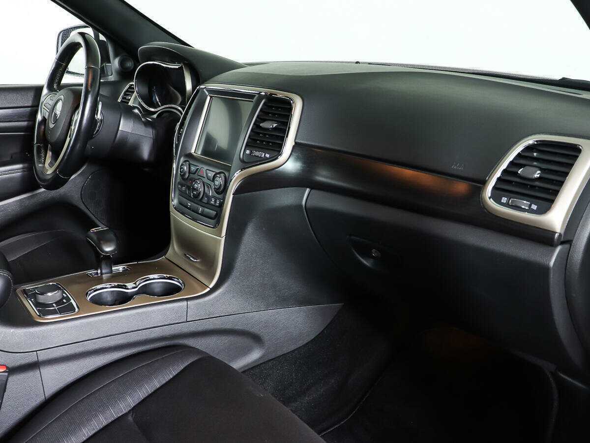 Jeep Grand Cherokee с пробегом — 2013 год. Фото: #7