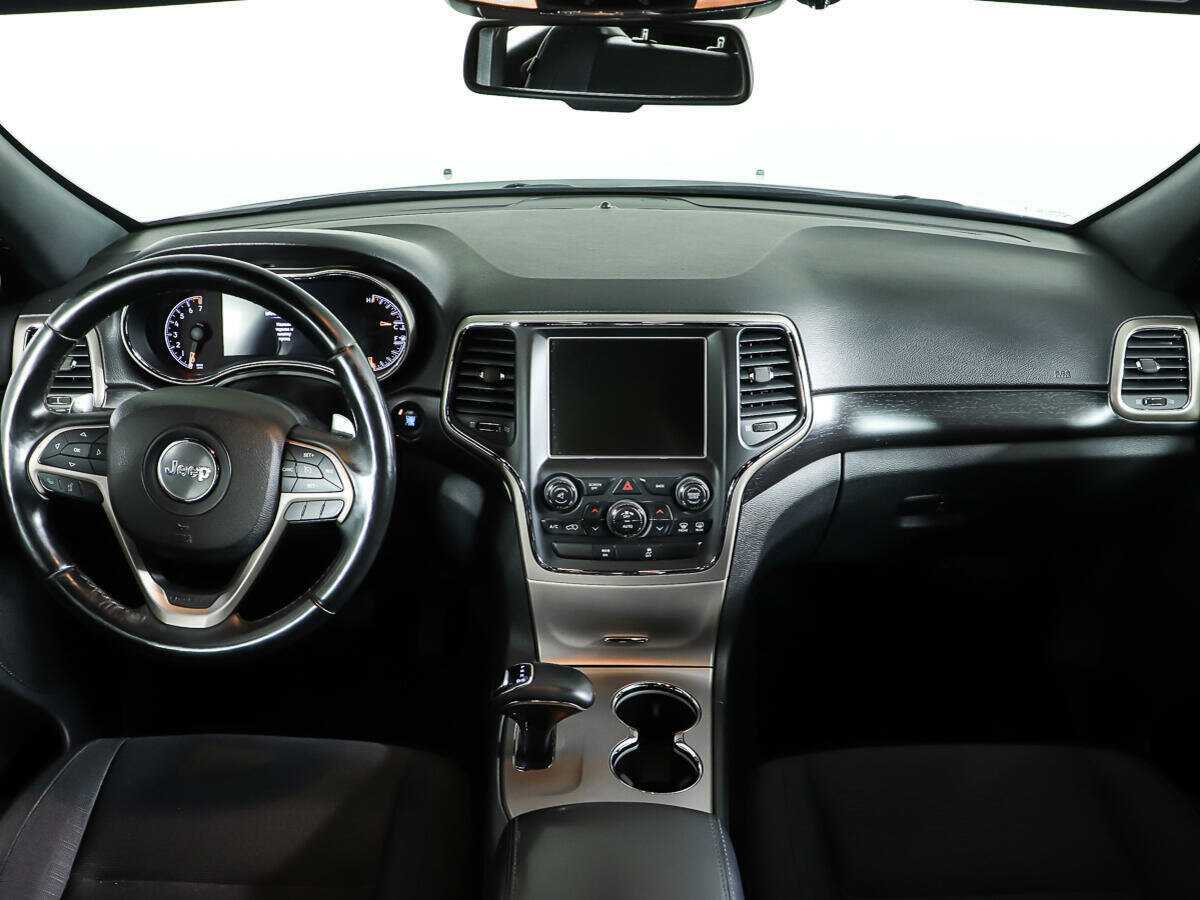 Jeep Grand Cherokee с пробегом — 2013 год. Фото: #9