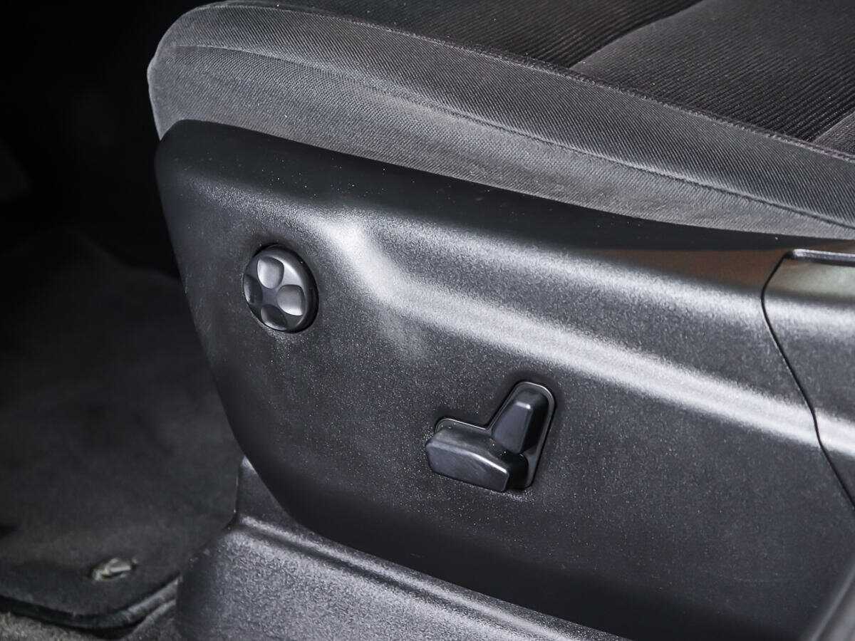 Jeep Grand Cherokee с пробегом — 2013 год. Фото: #12