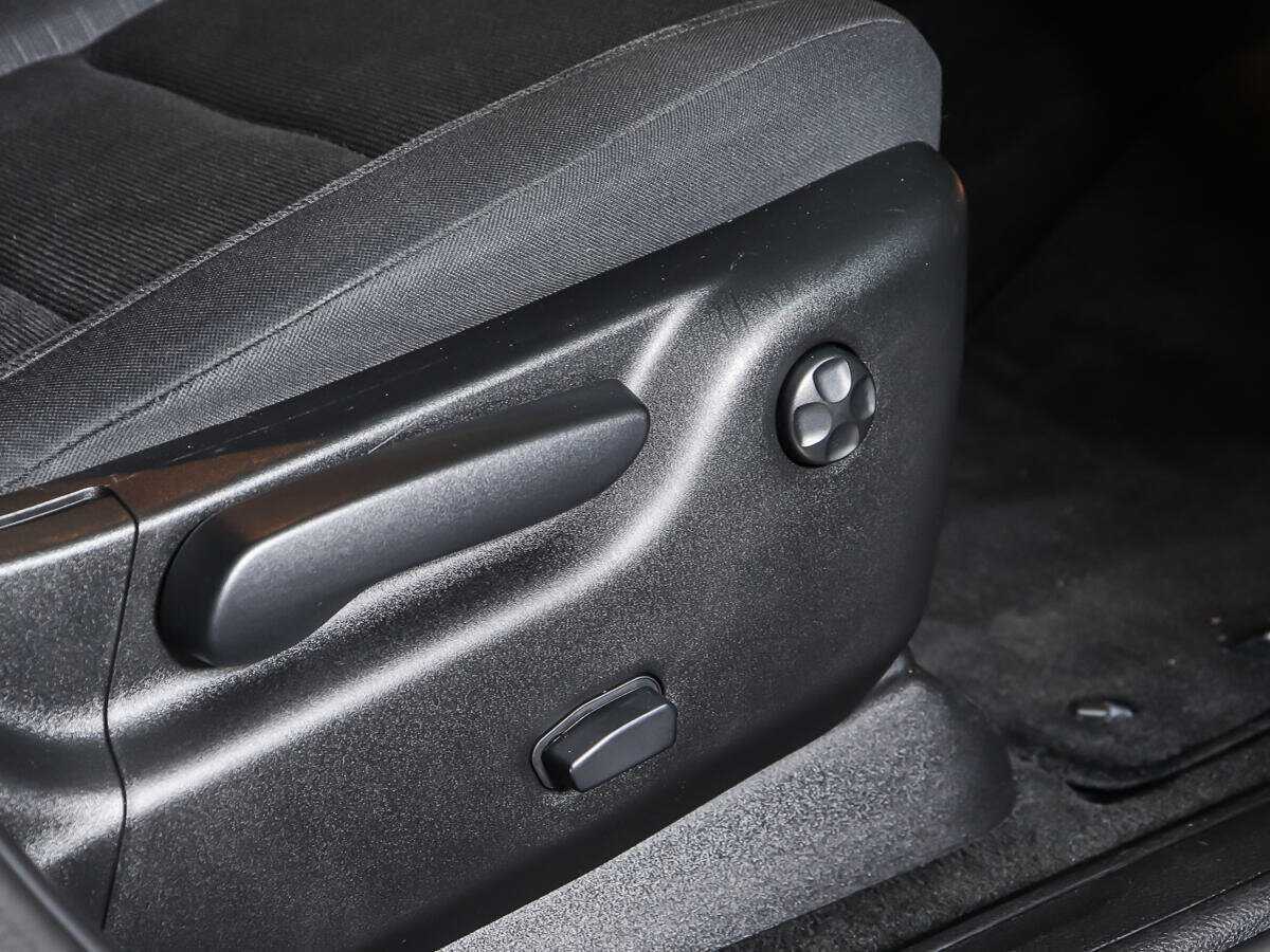 Jeep Grand Cherokee с пробегом — 2013 год. Фото: #14