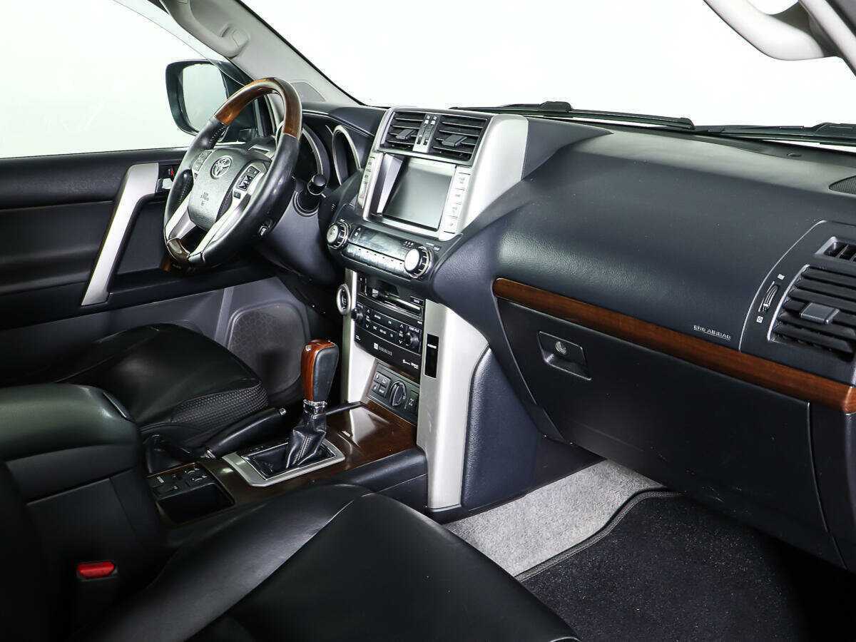 Toyota Land Cruiser Prado с пробегом — 2011 год. Фото: #5