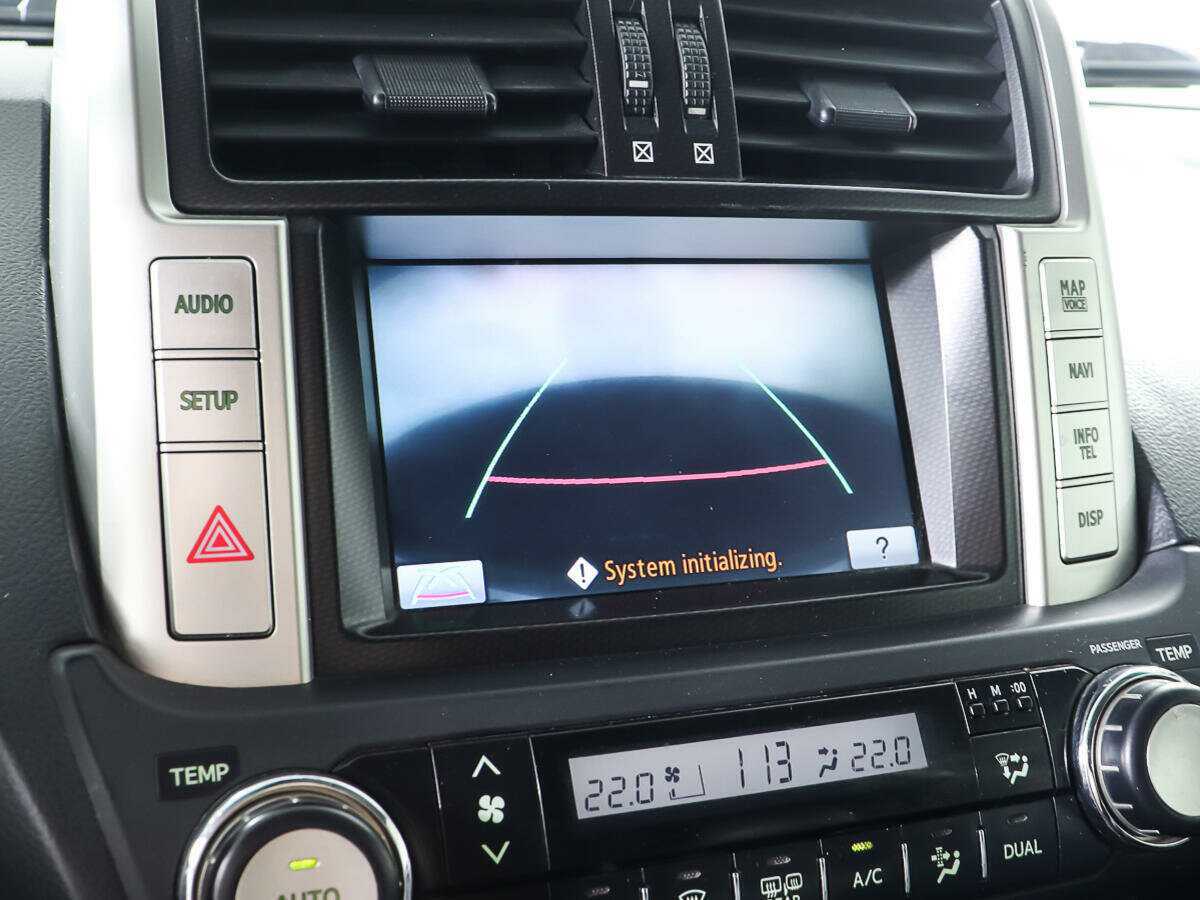 Toyota Land Cruiser Prado с пробегом — 2011 год. Фото: #10