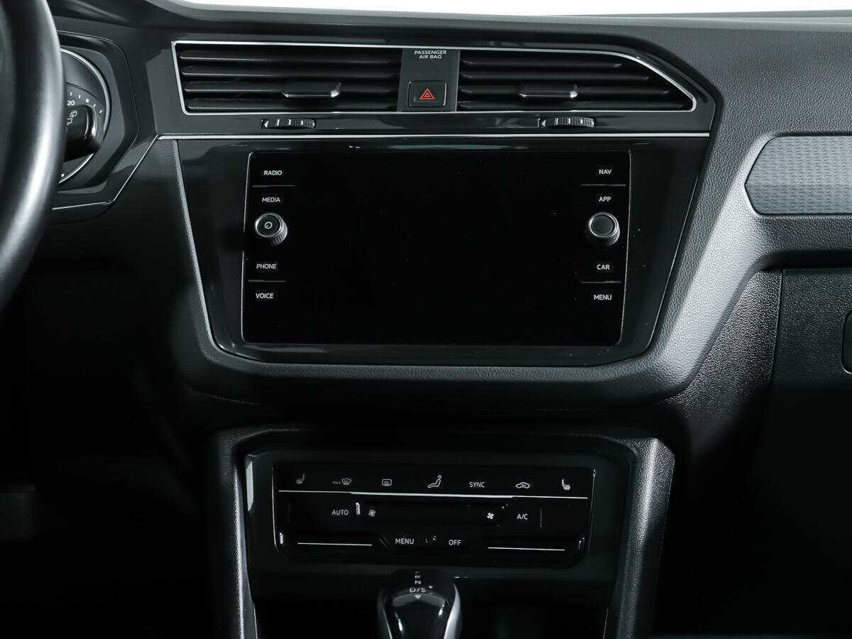 Volkswagen Tiguan с пробегом — 2021 год. Фото: #10