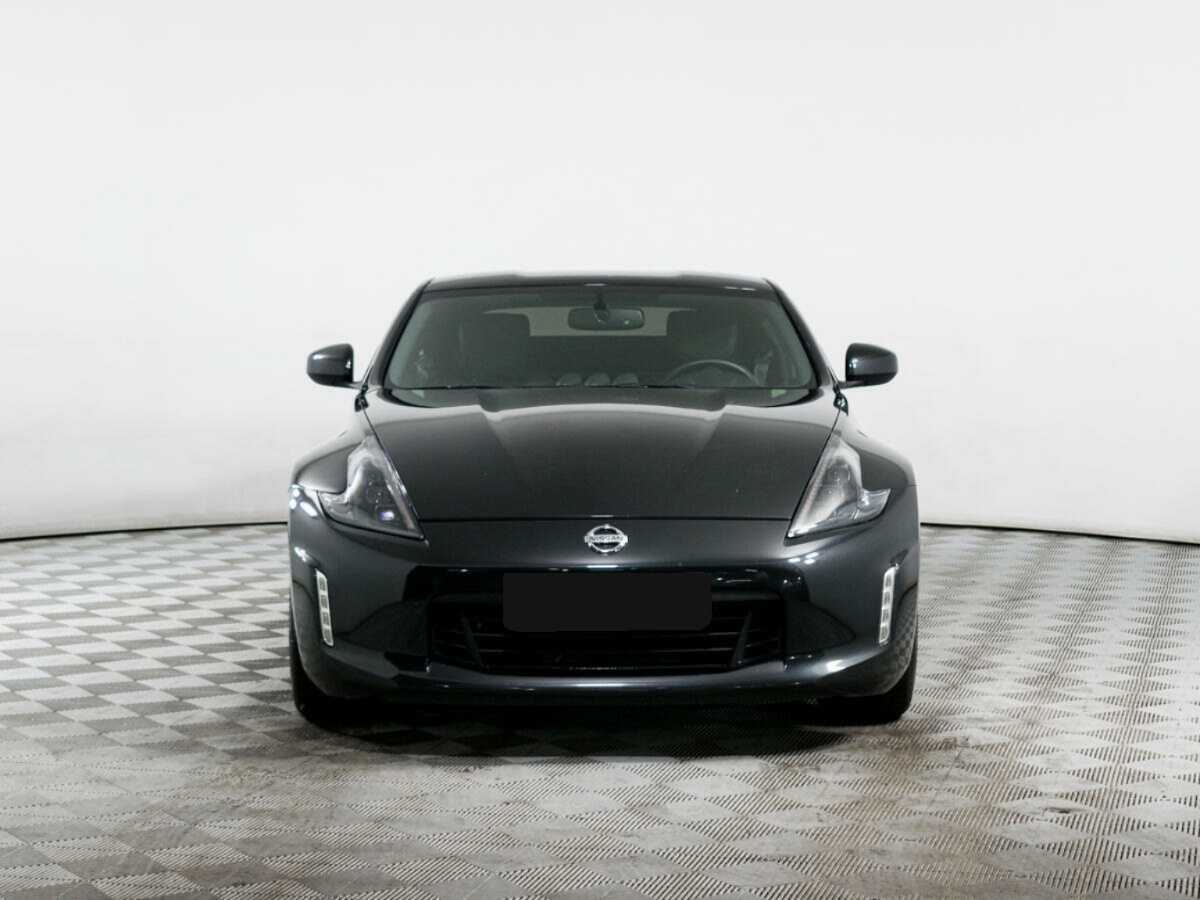 Nissan 370Z с пробегом — 2019 год. Фото: #1