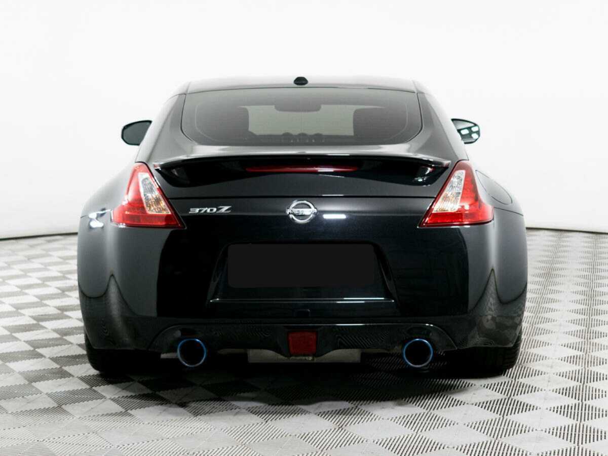 Nissan 370Z с пробегом — 2019 год. Фото: #5