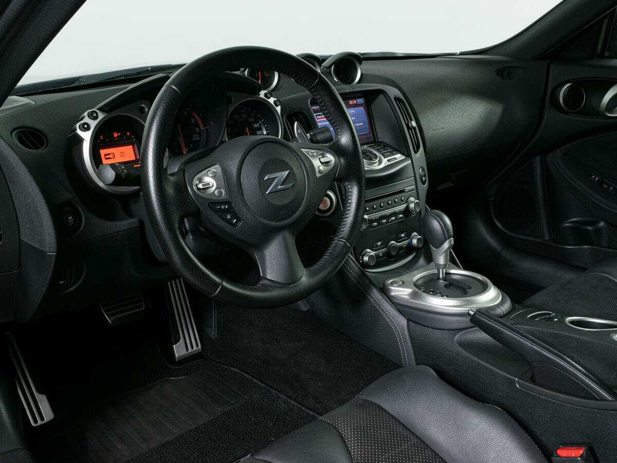 Nissan 370Z с пробегом — 2019 год. Фото: #12